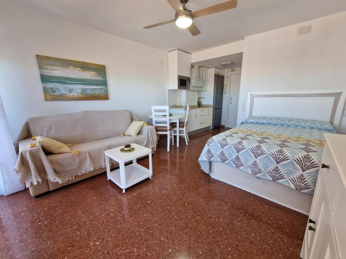Apartamento Sereva Plazamar Torre Del Mar Exterior photo