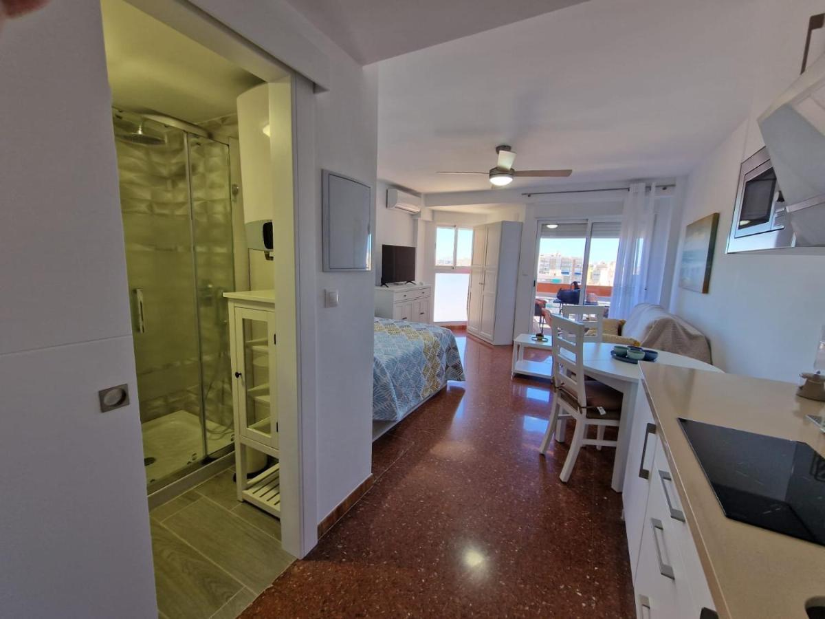 Apartamento Sereva Plazamar Torre Del Mar Exterior photo